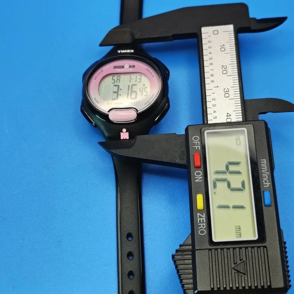 Vintage 2004 Timex Ironman Triathlon Indiglo‎ 42mm Women's Digital Sport Watch